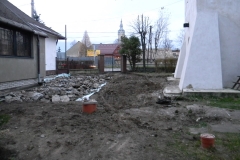2014-dlazba-pred-kostolom009