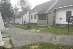 2014-dlazba-pred-kostolom020